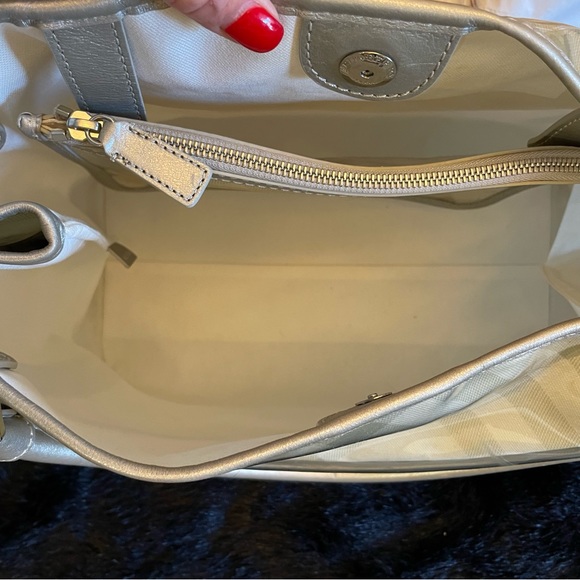 Burberry Tote - Picture 7 of 13